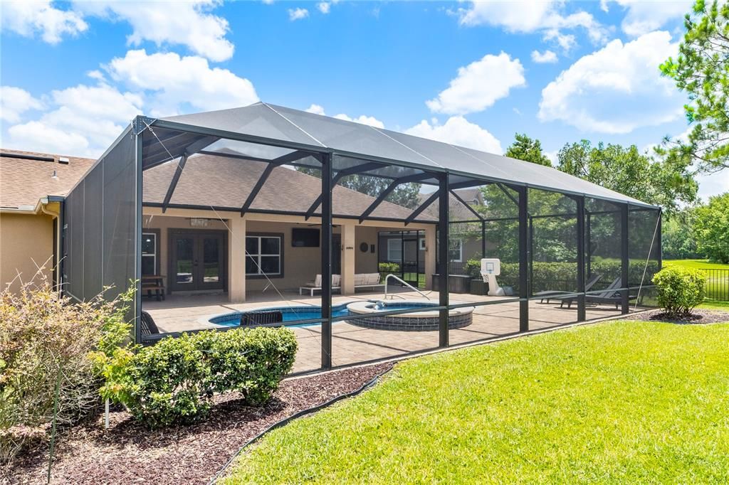 For Sale: $679,900 (3 beds, 3 baths, 2158 Square Feet)