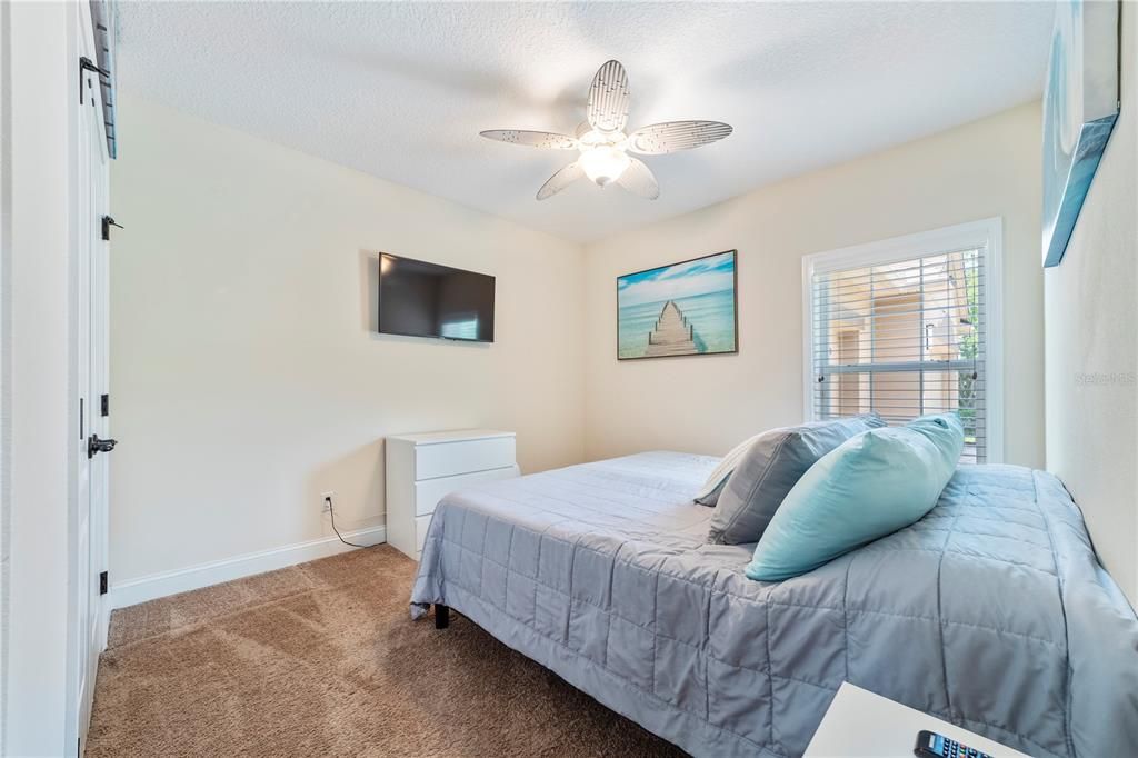 For Sale: $679,900 (3 beds, 3 baths, 2158 Square Feet)