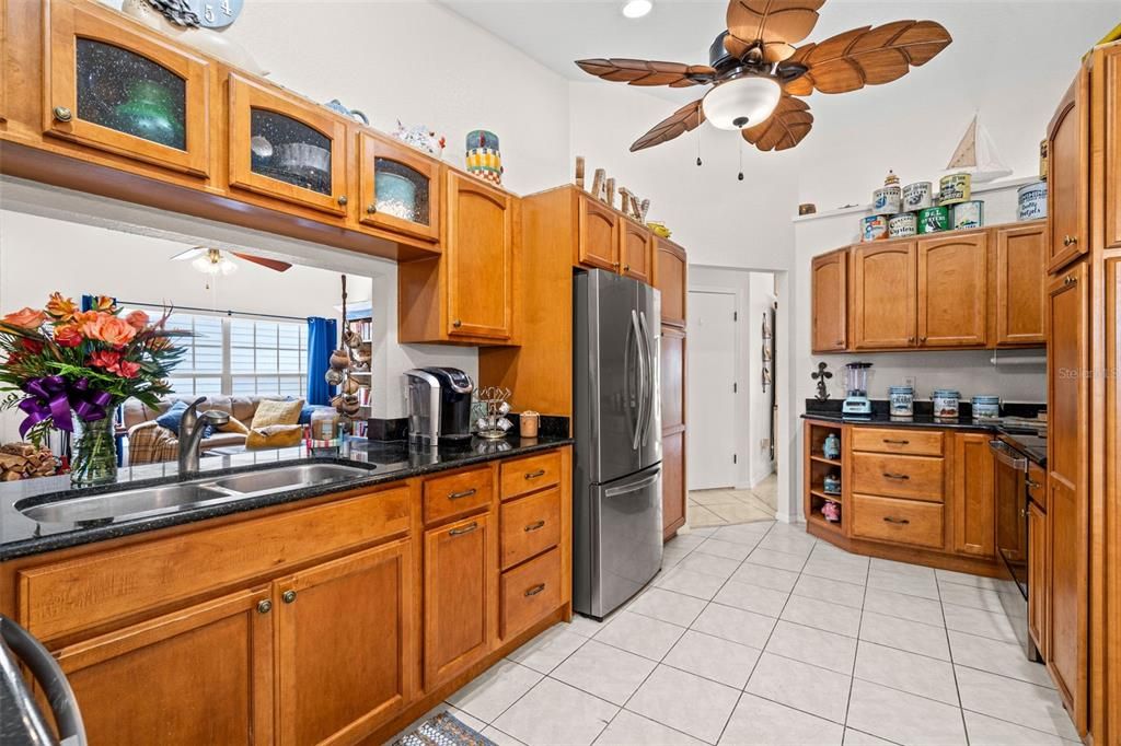 Active With Contract: $825,000 (3 beds, 2 baths, 2105 Square Feet)