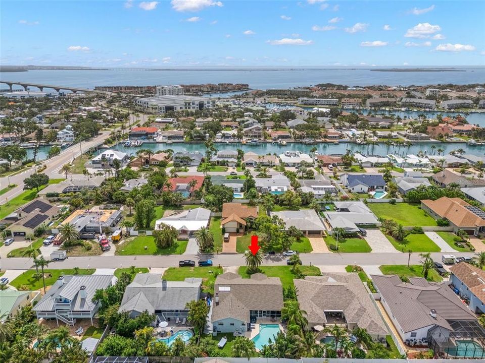 Active With Contract: $825,000 (3 beds, 2 baths, 2105 Square Feet)