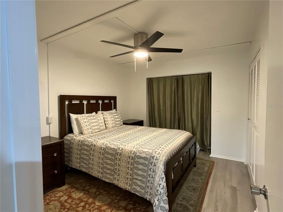 For Sale: $115,000 (2 beds, 1 baths, 826 Square Feet)