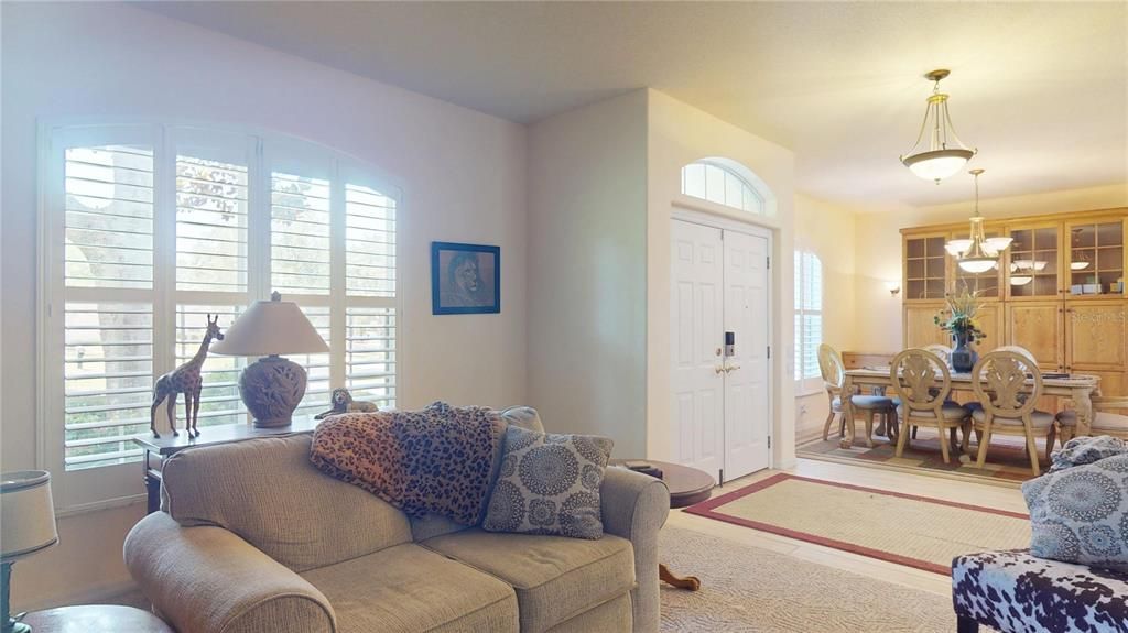 For Sale: $649,000 (4 beds, 3 baths, 2712 Square Feet)