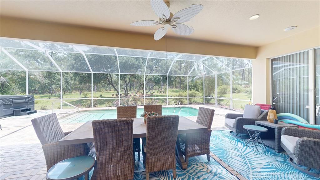 For Sale: $649,000 (4 beds, 3 baths, 2712 Square Feet)