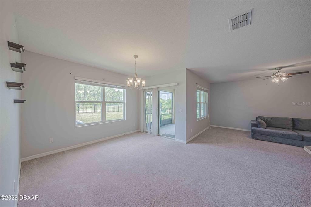 For Sale: $334,900 (3 beds, 2 baths, 1690 Square Feet)