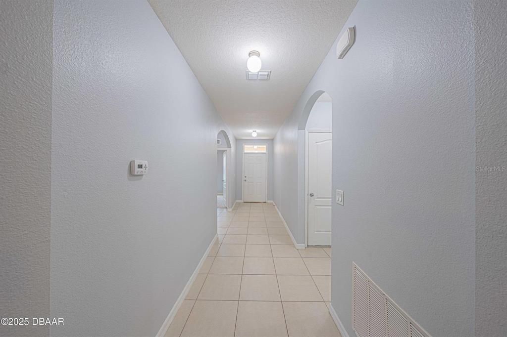 For Sale: $334,900 (3 beds, 2 baths, 1690 Square Feet)