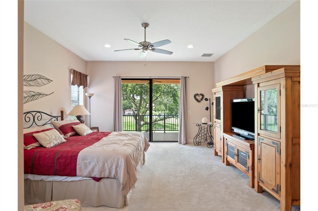 For Sale: $590,000 (4 beds, 3 baths, 2938 Square Feet)