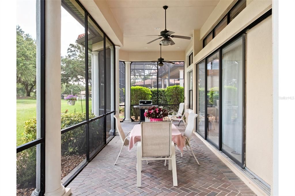 For Sale: $590,000 (4 beds, 3 baths, 2938 Square Feet)