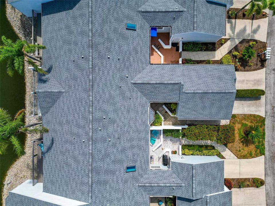 合同活跃: $339,000 (2 贝兹, 2 浴室, 1158 平方英尺)