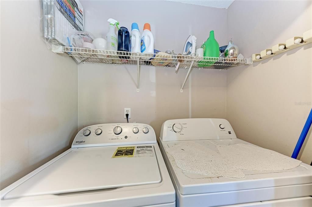 合同活跃: $219,000 (3 贝兹, 2 浴室, 1260 平方英尺)