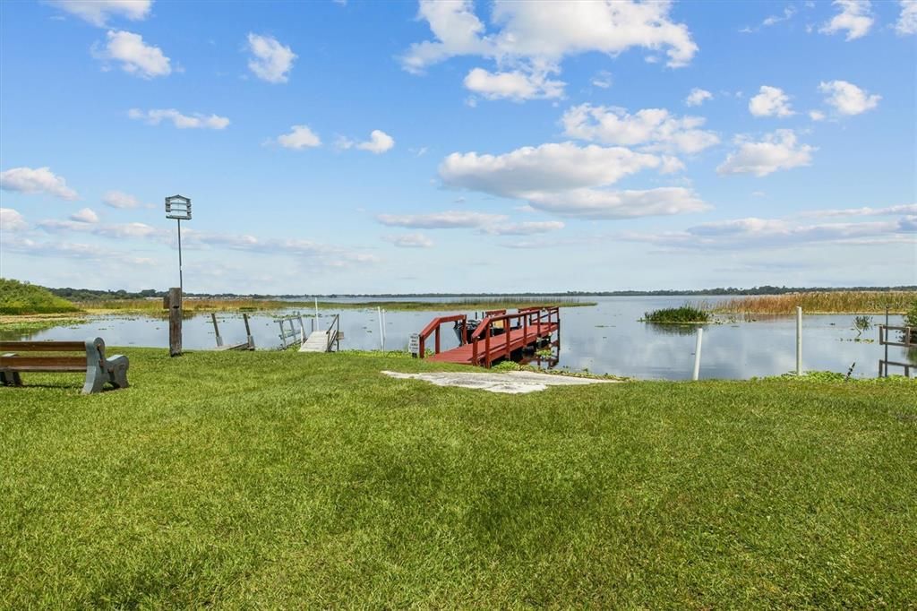 待售: $82,500 (2 贝兹, 2 浴室, 700 平方英尺)