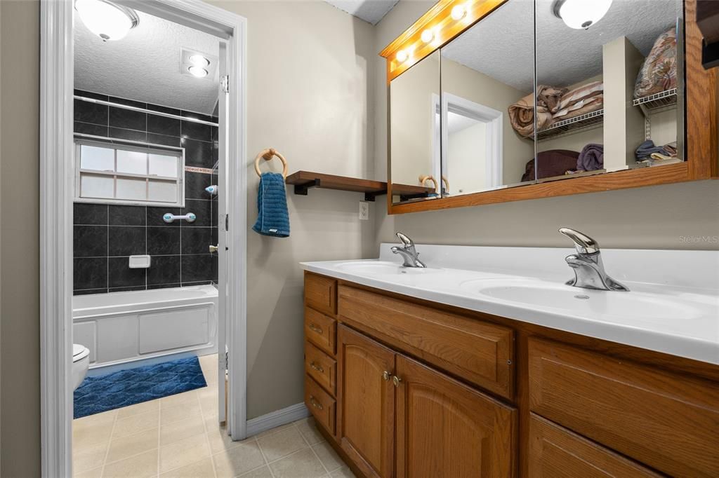 For Sale: $799,000 (4 beds, 3 baths, 3662 Square Feet)