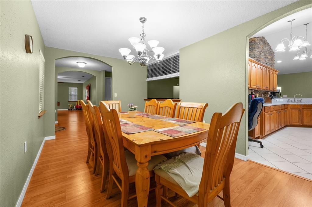 For Sale: $799,000 (4 beds, 3 baths, 3662 Square Feet)