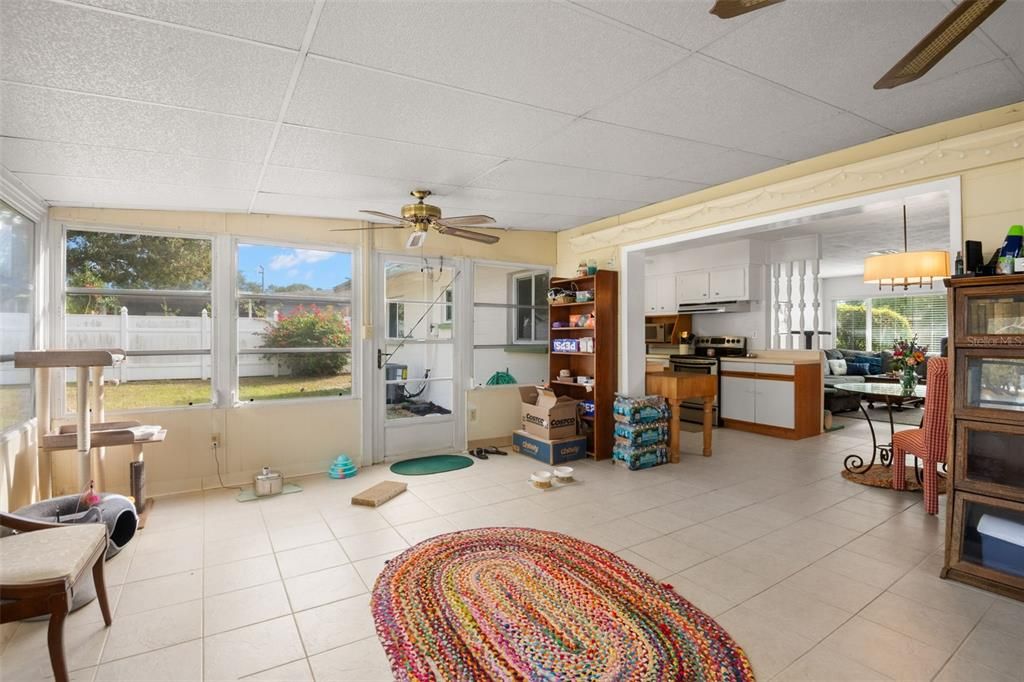 For Sale: $365,000 (3 beds, 1 baths, 1332 Square Feet)