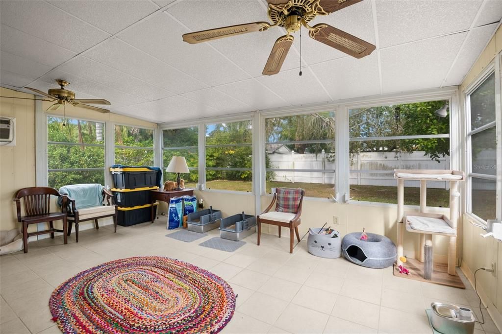 For Sale: $365,000 (3 beds, 1 baths, 1332 Square Feet)