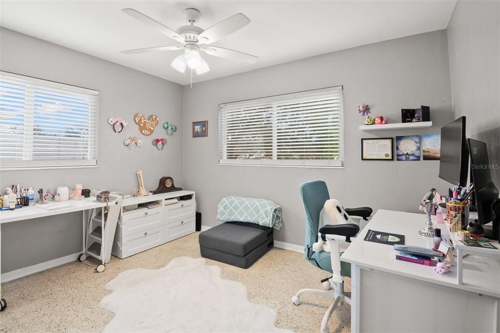 For Sale: $365,000 (3 beds, 1 baths, 1332 Square Feet)