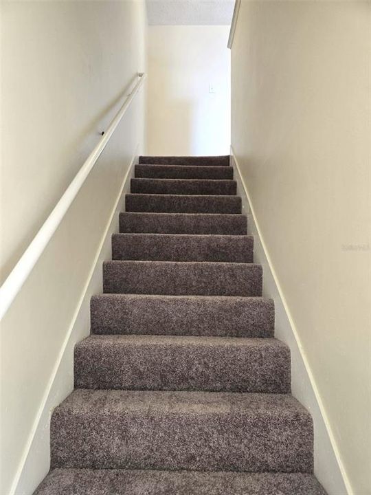 待售: $125,000 (2 贝兹, 1 浴室, 896 平方英尺)