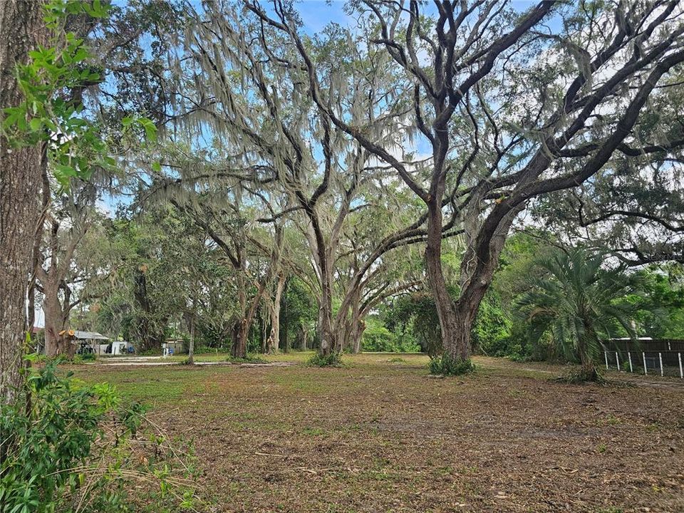 На продажу: $214,900 (2.09 acres)