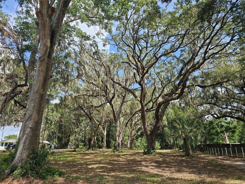 На продажу: $214,900 (2.09 acres)