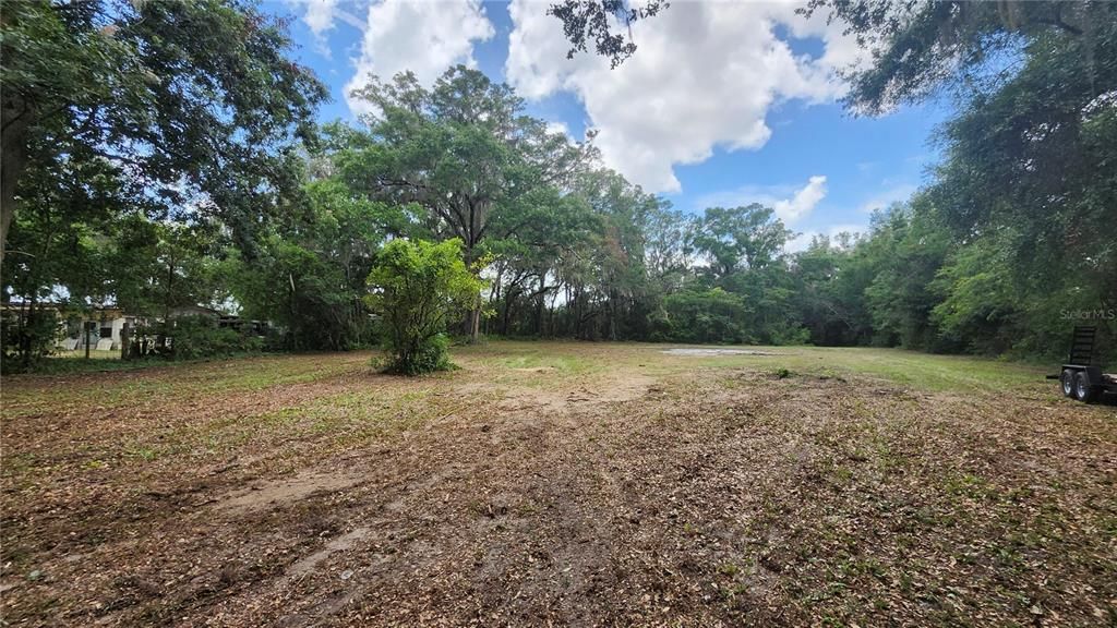 На продажу: $214,900 (2.09 acres)