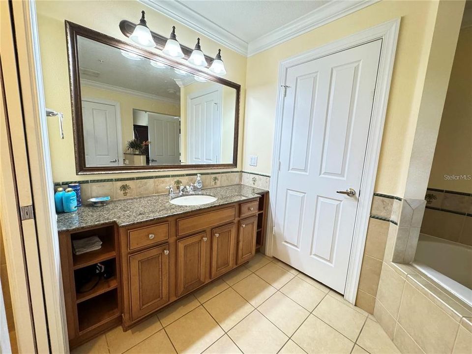 待售: $299,000 (3 贝兹, 2 浴室, 1344 平方英尺)