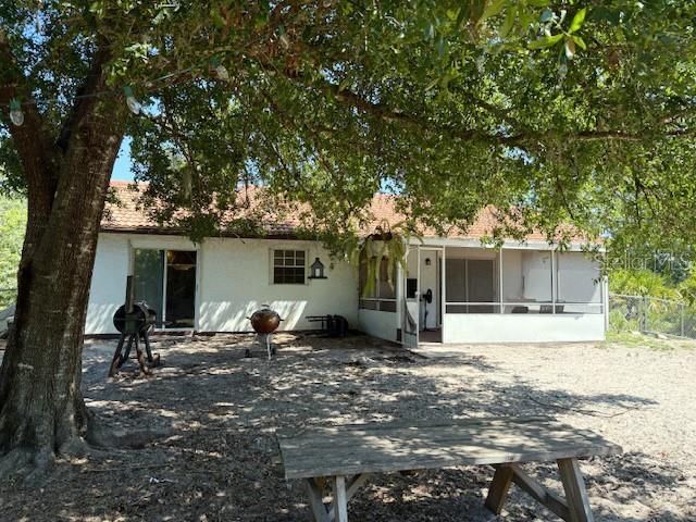 Под контрактом: $335,000 (2 спален, 2 ванн, 988 Квадратных фут)