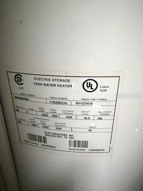 Под контрактом: $335,000 (2 спален, 2 ванн, 988 Квадратных фут)