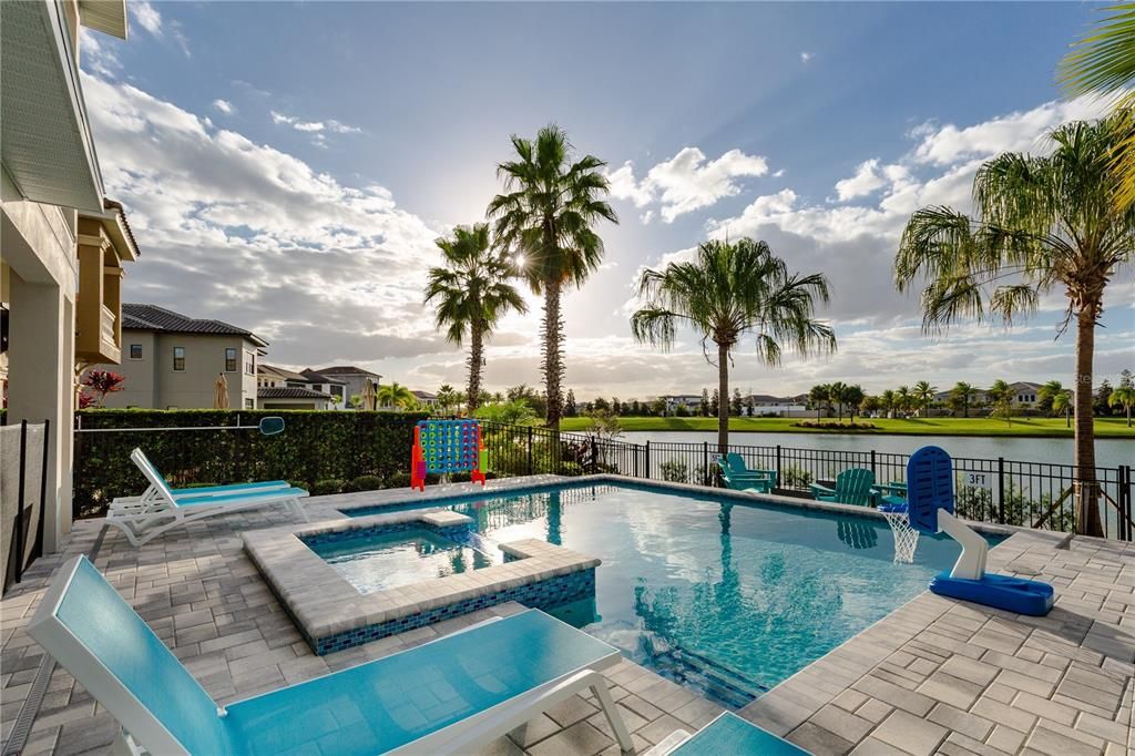 На продажу: $1,449,000 (6 спален, 5 ванн, 3428 Квадратных фут)