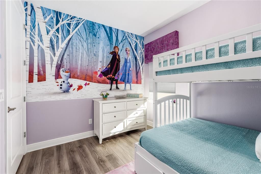 На продажу: $1,449,000 (6 спален, 5 ванн, 3428 Квадратных фут)