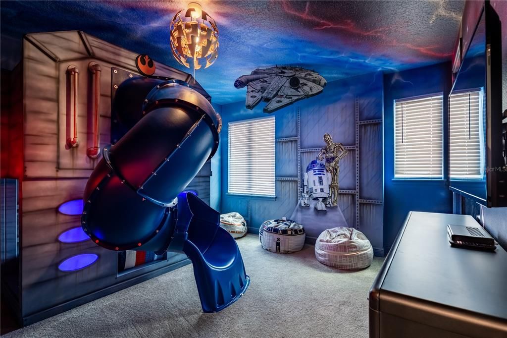 На продажу: $1,449,000 (6 спален, 5 ванн, 3428 Квадратных фут)