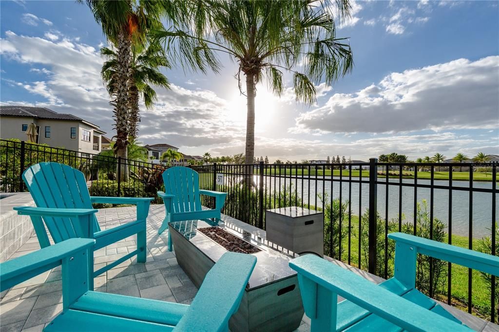 На продажу: $1,449,000 (6 спален, 5 ванн, 3428 Квадратных фут)