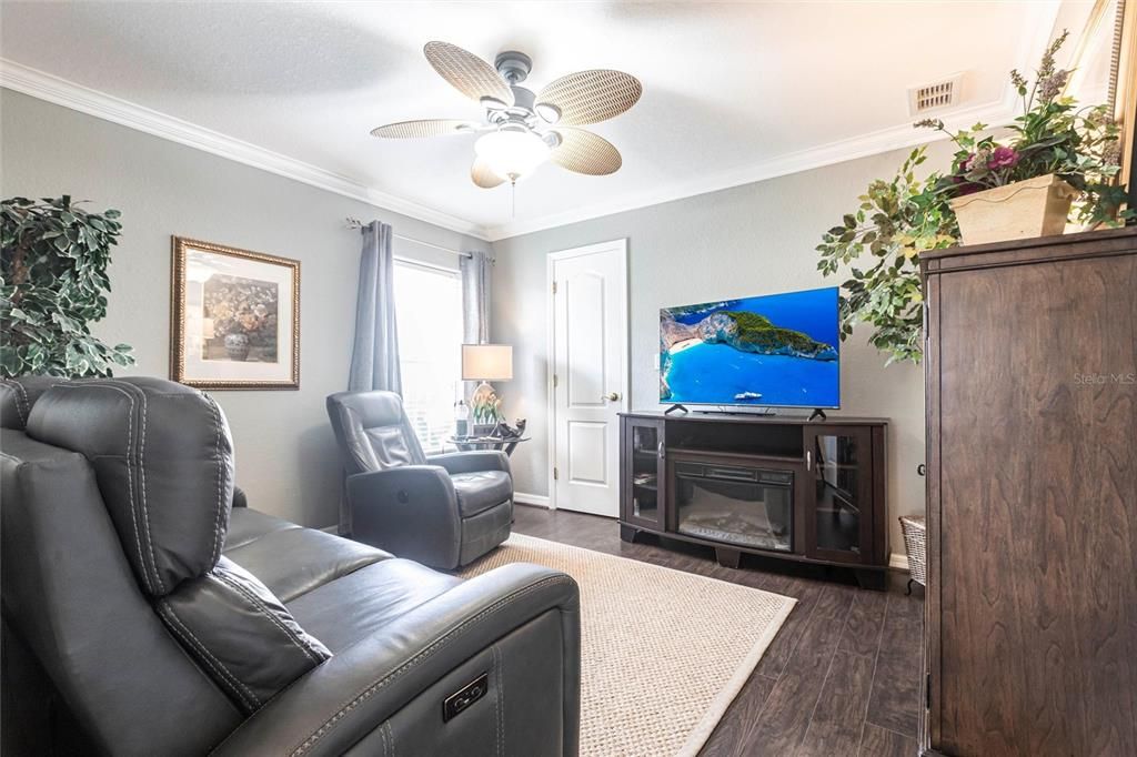For Sale: $665,000 (3 beds, 2 baths, 1995 Square Feet)