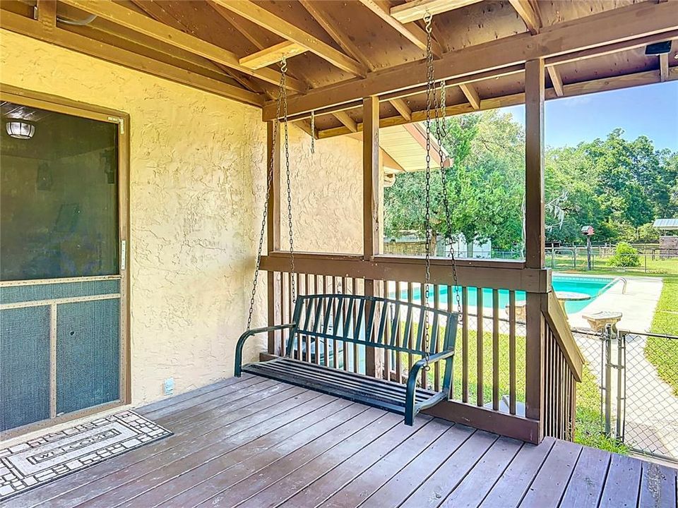 待售: $529,900 (4 贝兹, 2 浴室, 1400 平方英尺)