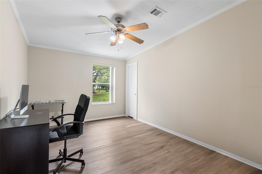 For Sale: $599,990 (3 beds, 2 baths, 1932 Square Feet)