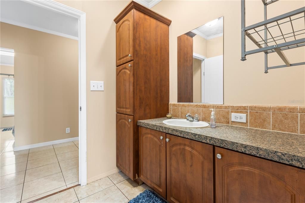 For Sale: $599,990 (3 beds, 2 baths, 1932 Square Feet)