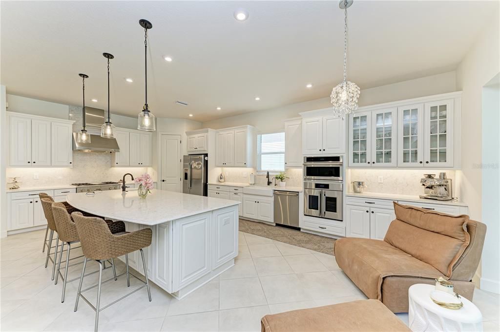 На продажу: $1,590,000 (3 спален, 3 ванн, 3116 Квадратных фут)