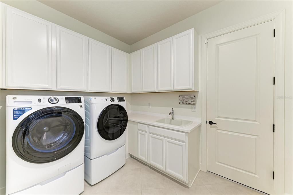 На продажу: $1,590,000 (3 спален, 3 ванн, 3116 Квадратных фут)