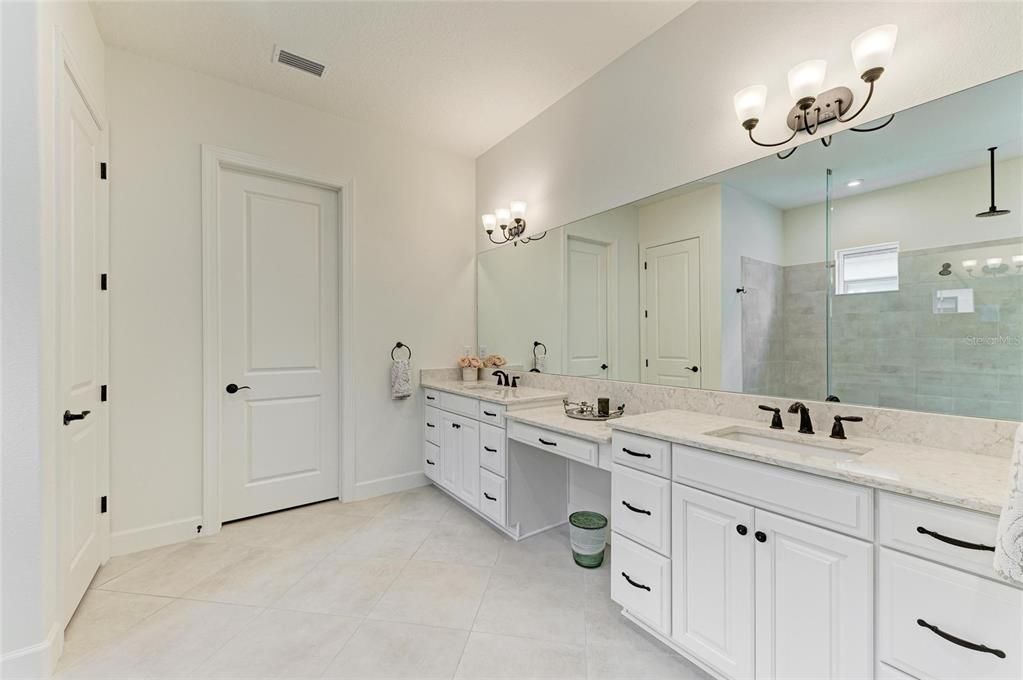 На продажу: $1,590,000 (3 спален, 3 ванн, 3116 Квадратных фут)