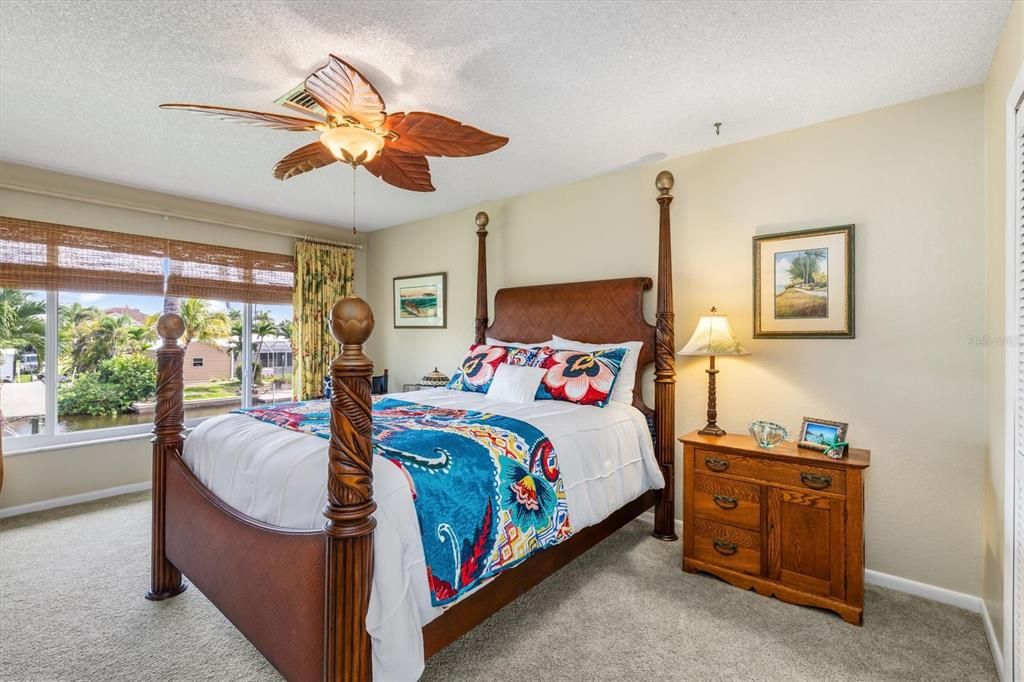 Second bedroom