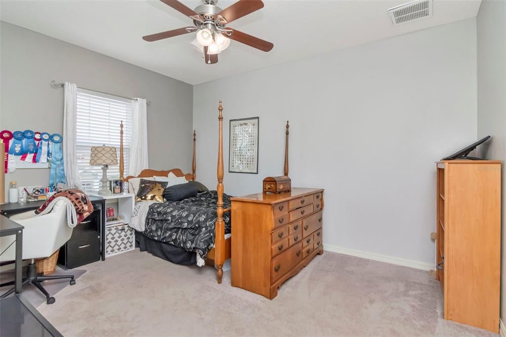 Active With Contract: $895,000 (6 beds, 4 baths, 4271 Square Feet)