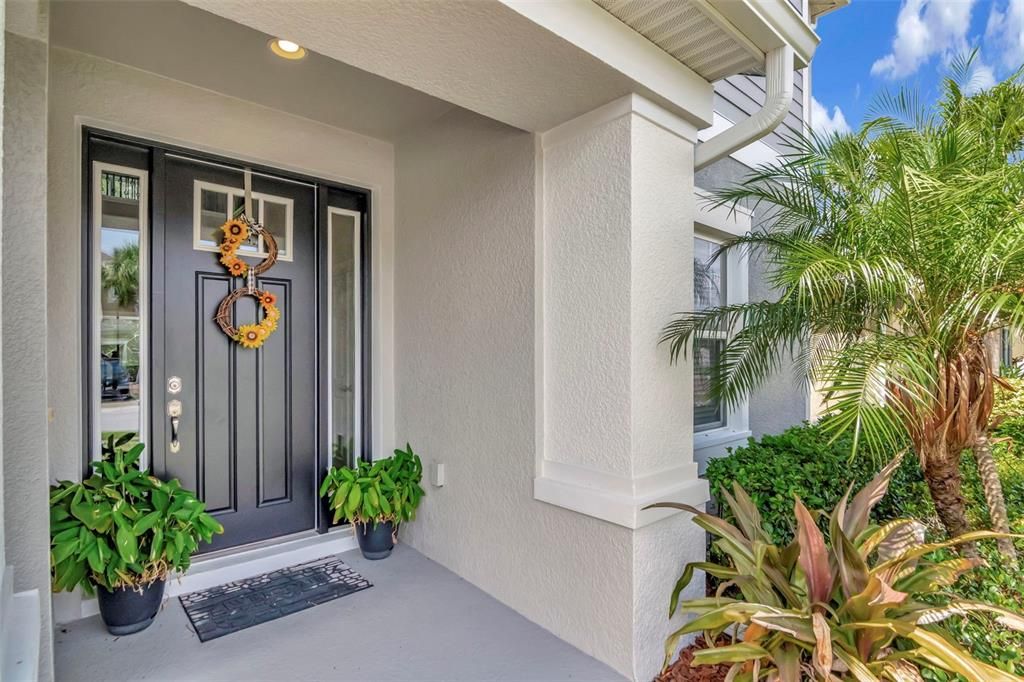 Active With Contract: $895,000 (6 beds, 4 baths, 4271 Square Feet)