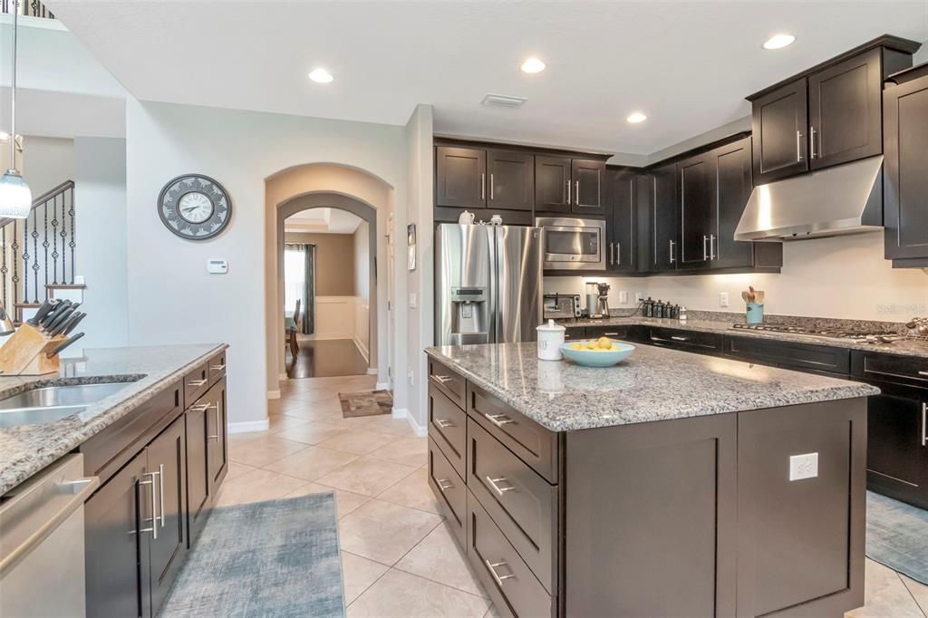 Active With Contract: $895,000 (6 beds, 4 baths, 4271 Square Feet)