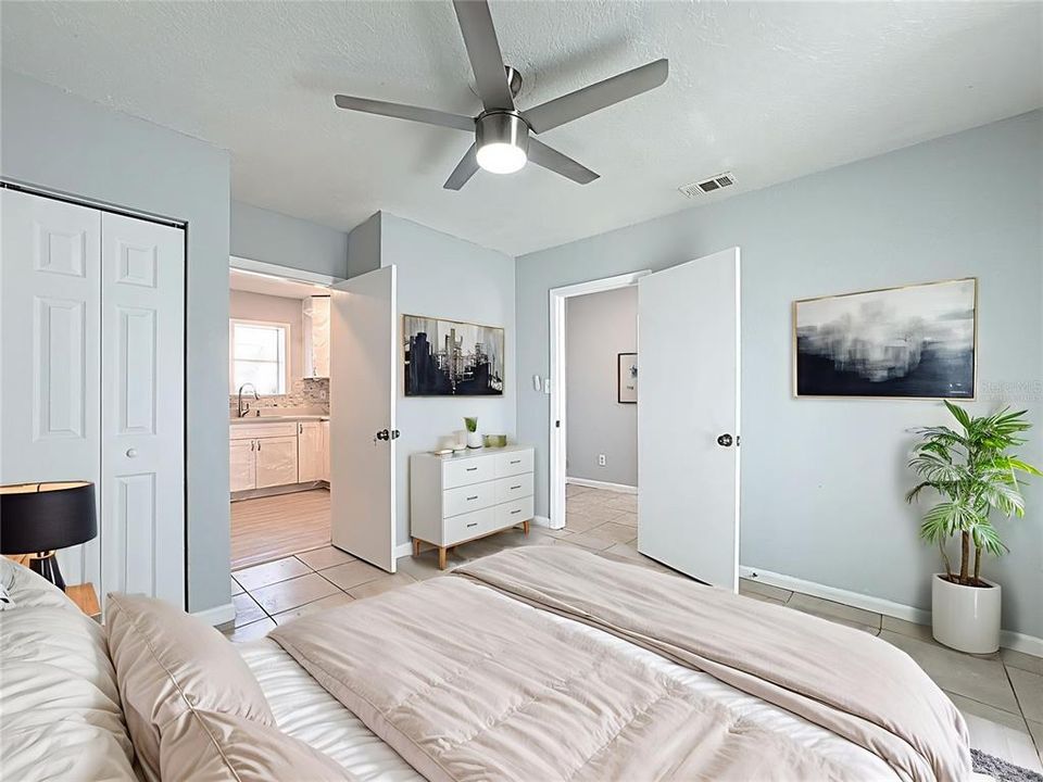 For Sale: $318,000 (3 beds, 1 baths, 1364 Square Feet)