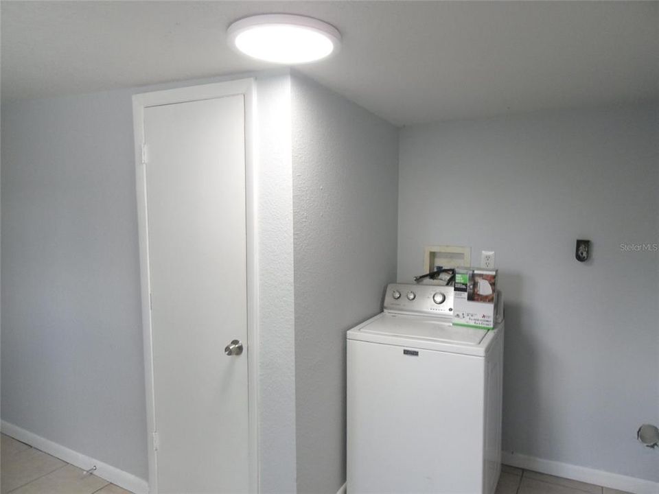 For Sale: $318,000 (3 beds, 1 baths, 1364 Square Feet)
