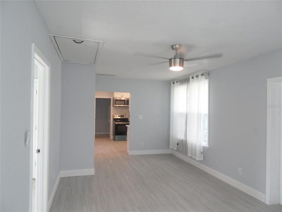 For Sale: $318,000 (3 beds, 1 baths, 1364 Square Feet)