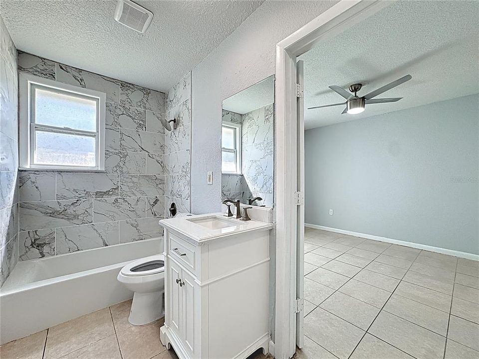 For Sale: $318,000 (3 beds, 1 baths, 1364 Square Feet)