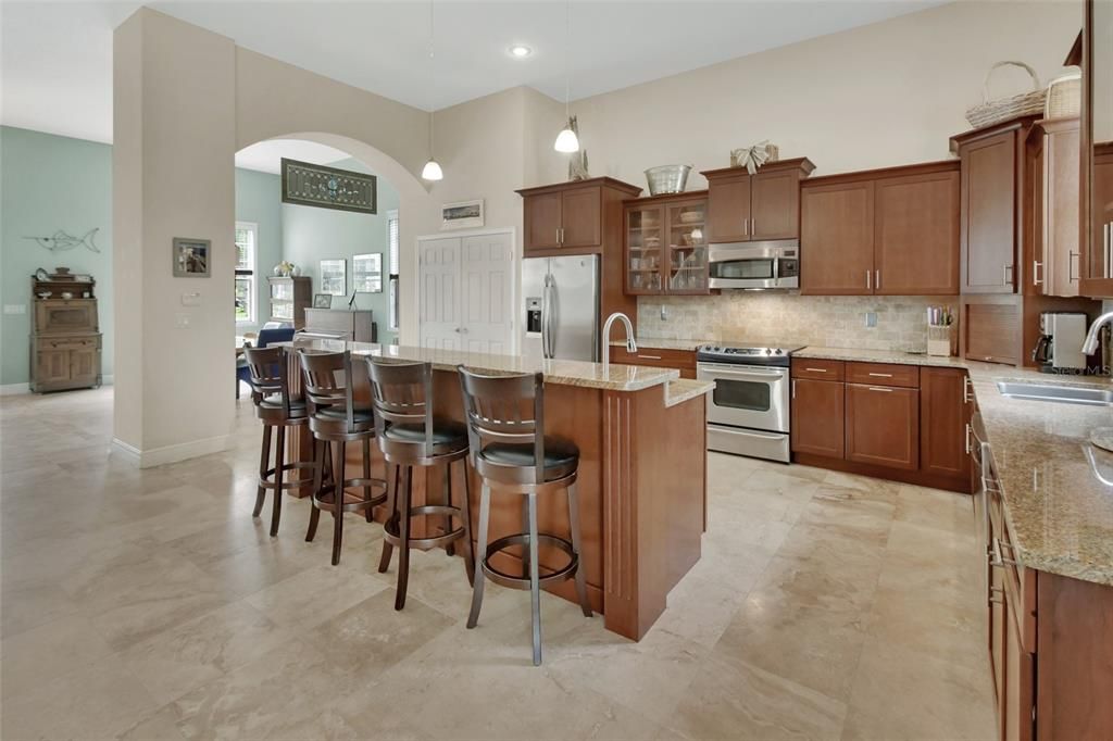 For Sale: $595,000 (4 beds, 3 baths, 3060 Square Feet)