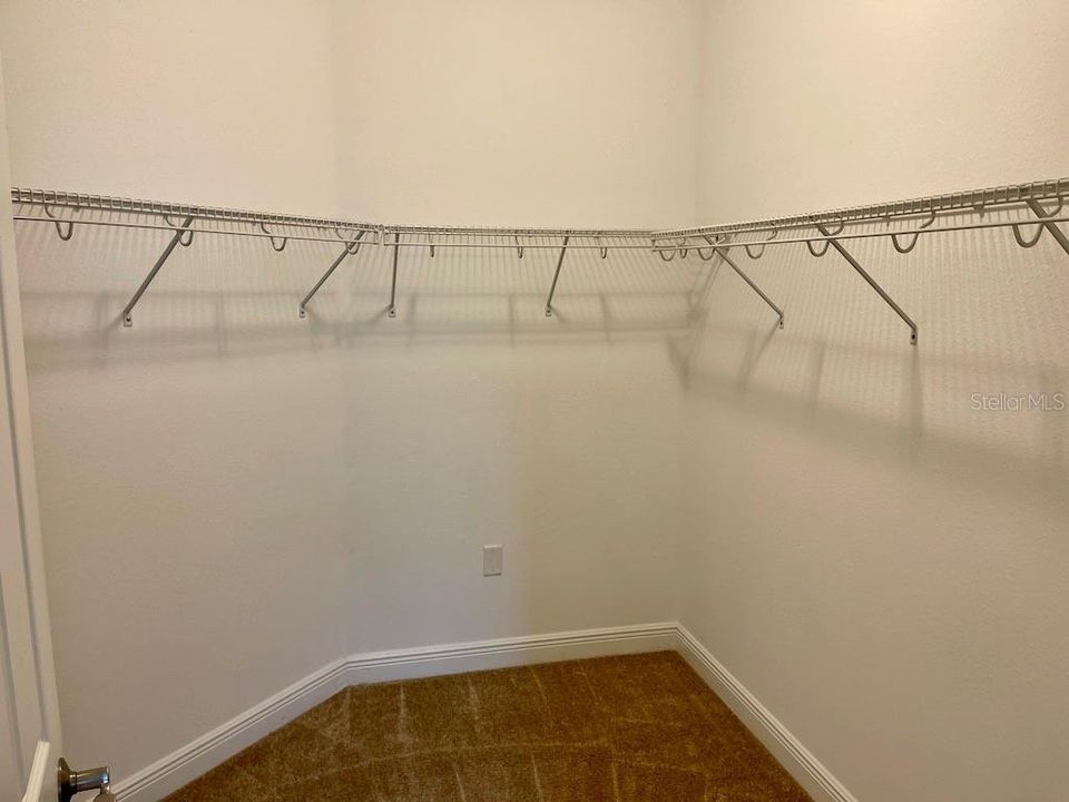 出租: $4,250 (4 贝兹, 4 浴室, 3601 平方英尺)