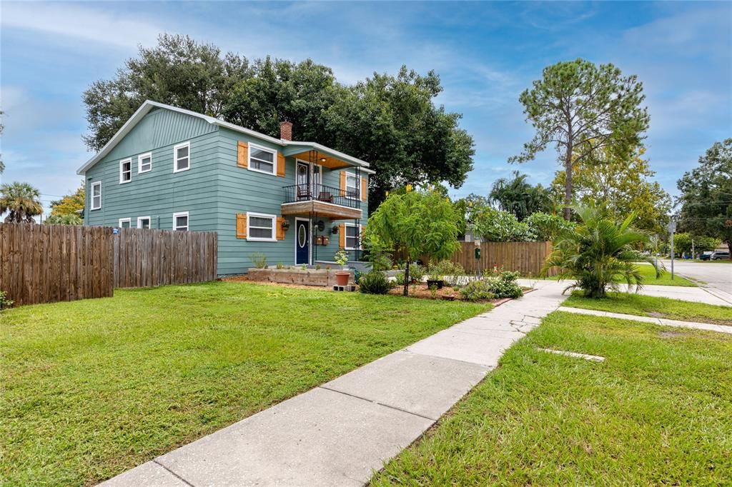 For Sale: $599,900 (4 beds, 0 baths, 2724 Square Feet)