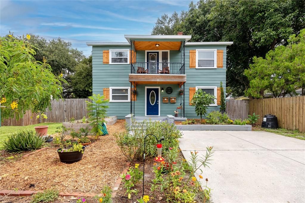 For Sale: $599,900 (4 beds, 0 baths, 2724 Square Feet)