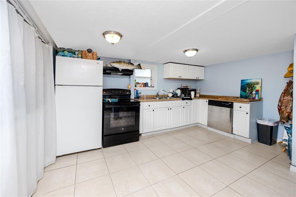 For Sale: $599,900 (4 beds, 0 baths, 2724 Square Feet)